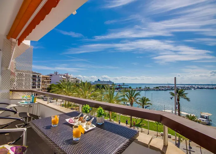 Modernized Apartment With Sea Views